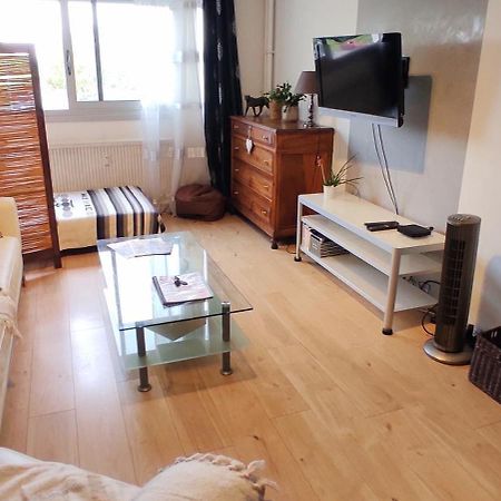 "Home Sweet Home" - 70M2 - Proche Lyon, Eurexpo, Groupama & Matmut Stadium, Ldlc Arena Saint-Priest  Bagian luar foto