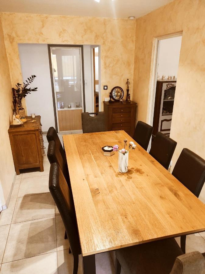 "Home Sweet Home" - 70M2 - Proche Lyon, Eurexpo, Groupama & Matmut Stadium, Ldlc Arena Saint-Priest  Bagian luar foto